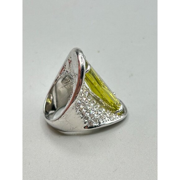 Fancy Statement Ring Size 6 Wide Cocktail Ring with Elongated Green Glass Stone - Picture 3 of 10
